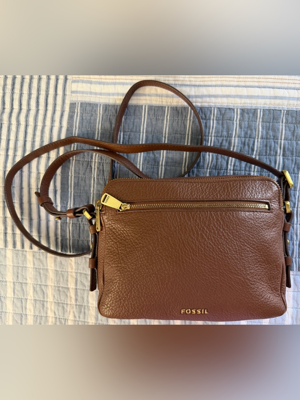 Fossil Essential Crossbody Bag